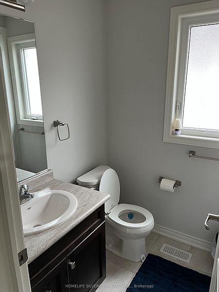 Pelham Townhouse for rent - 3 Bedrooms — photo 13