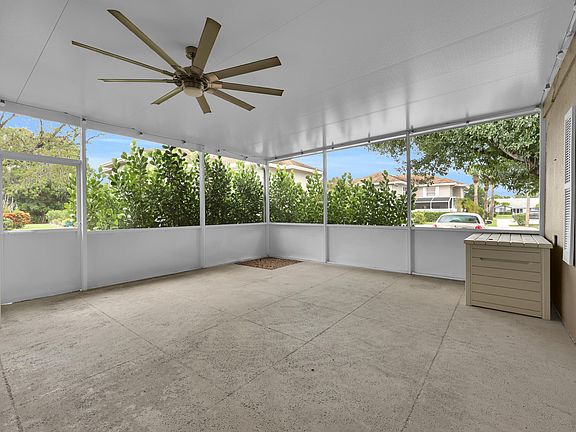 3rd image of 3513 SW Sunset Trace Cir