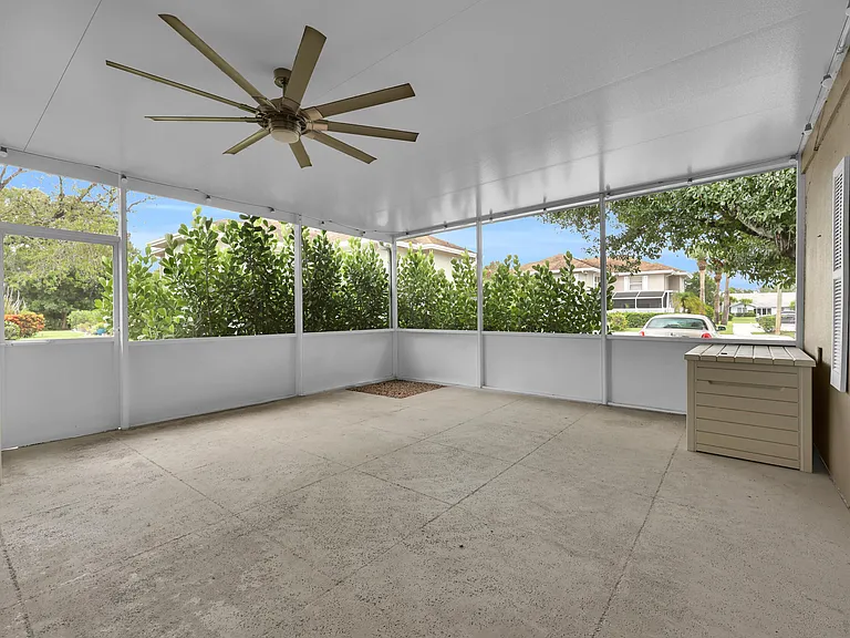 3513 SW Sunset Trace Cir — Photo 3