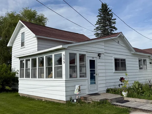 505 Lafayette Ave, Cheboygan, MI 49721