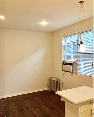 Rented by Amorelli Realty | media 13