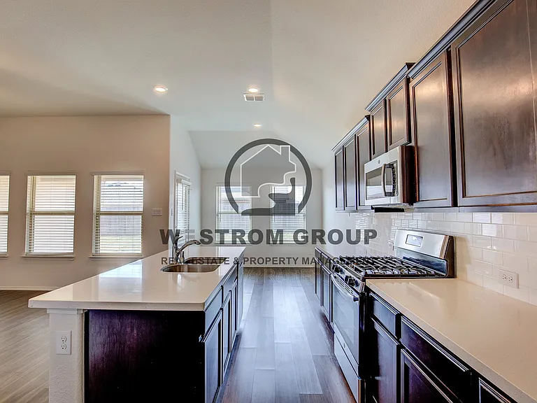 14409 Jaycee Ln — Photo 11