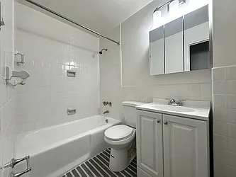 Rented by Manhattan Realty Group