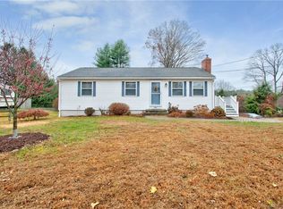 111 Maple Ridge Dr, Somers, CT 06071