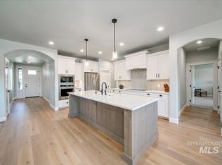 76 S Ziklag Ave, Kuna, ID 83634