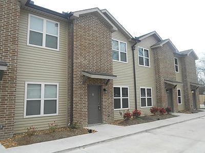 1st image of 410 Cypress St #2