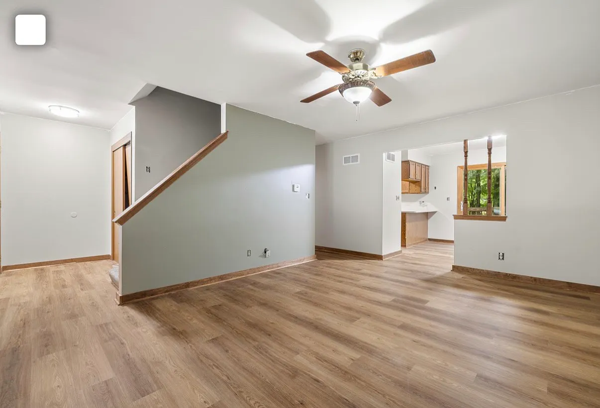 3 bed, 1.5 bath, 1200 sqft, $2,450 — Photo 1