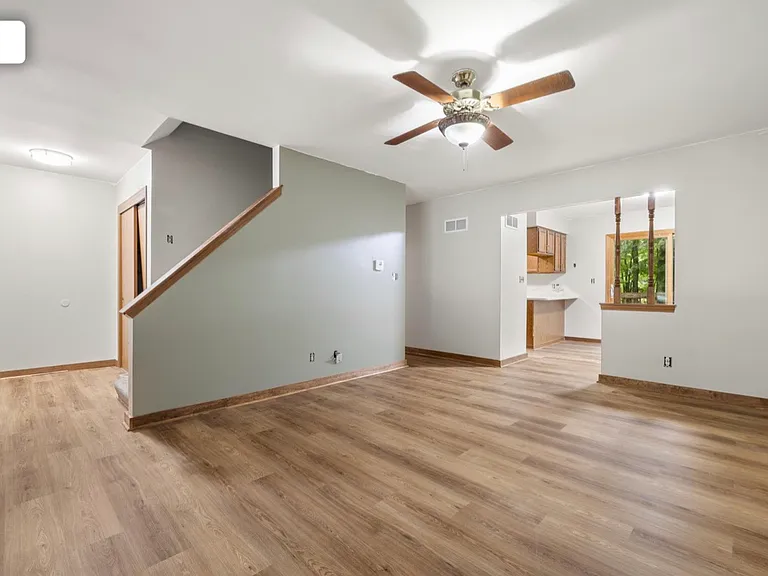 7200 Ashwood Ln — Photo 1