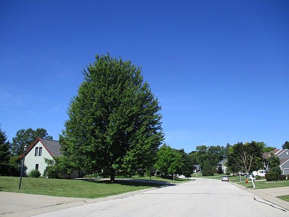 5th image of 5430 W Donges Ln