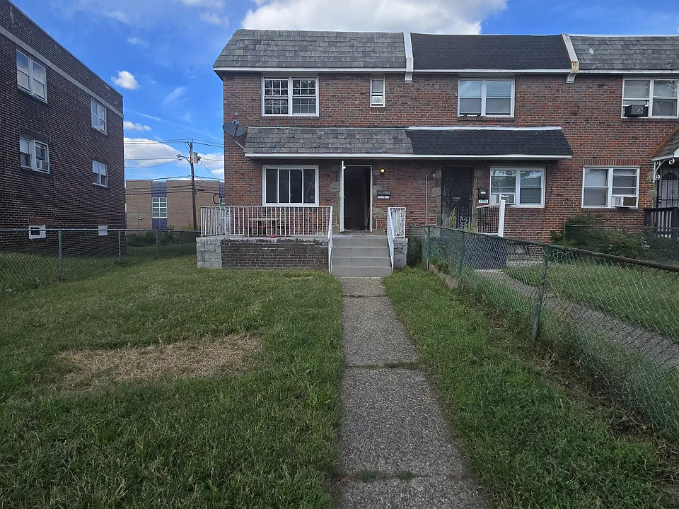 1570 Park Blvd