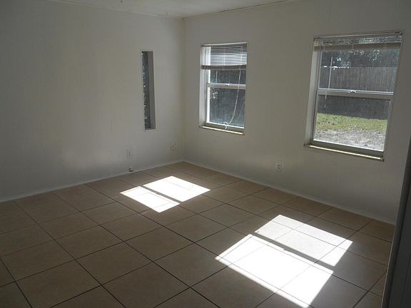 5th image of 2301 57th St N