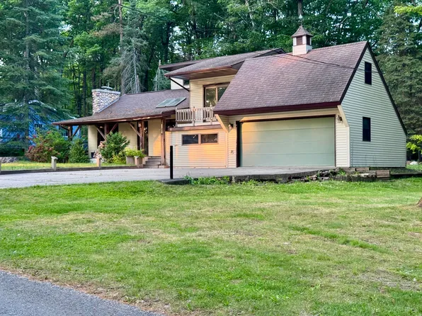 5200 Pine Grove Dr, Spruce, MI 48762