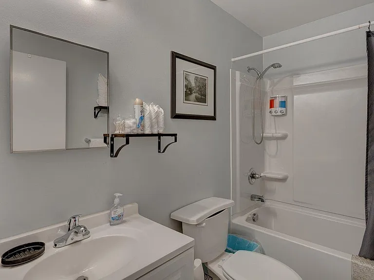 2408 Shirley St — Photo 12