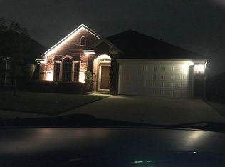 11205 Boulder Ridge Dr, Fort Worth, TX 76140