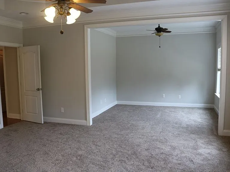 806 Leslie Ct — Photo 7