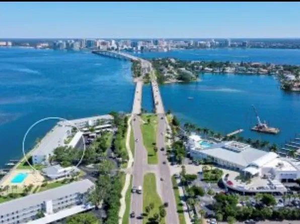 775 JOHN RINGLING BOULEVARD #24, SARASOTA, FL 34236