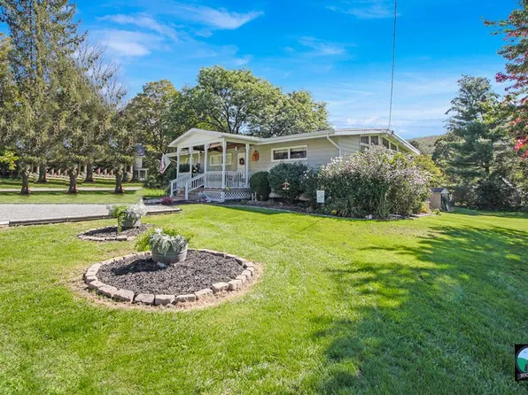 19 3rd St, Millerton, PA 16936