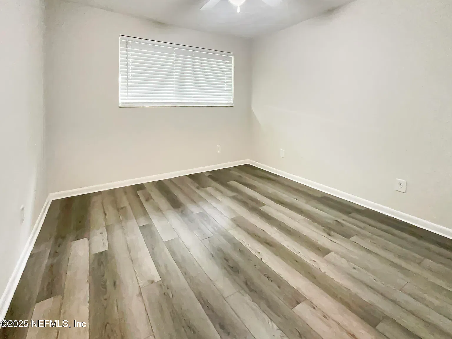 3 bed, 1344 sqft, $2,200 — Photo 3