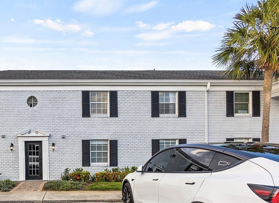 1st image of 204 LEWFIELD CIRCLE #204