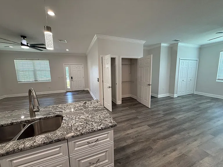 1311 W Washington St — Photo 7