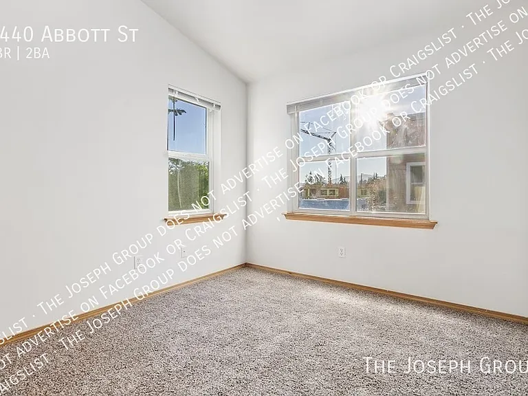 3440 Abbott St — Photo 10