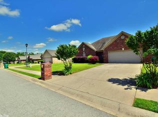 2410 Lancashire Ln, Cabot, AR 72023