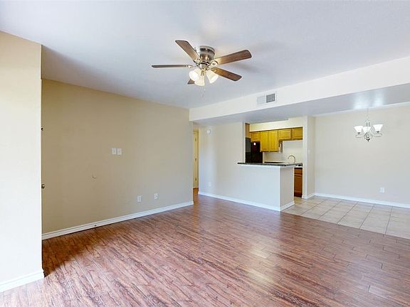 3rd image of 904 University Oaks Blvd APT 97