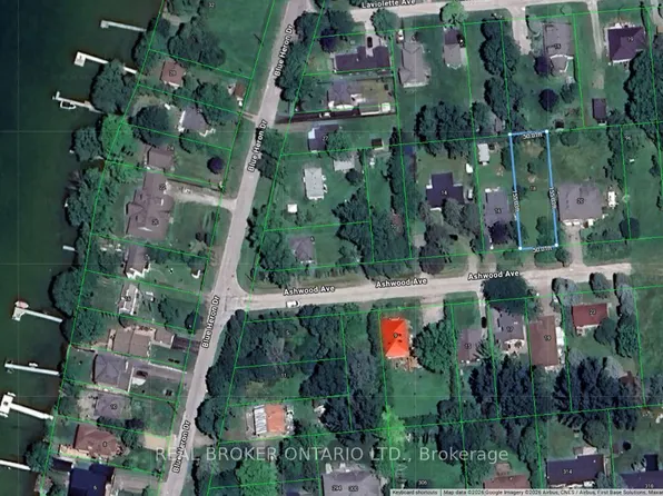 18 Ashwood Ave, Georgina, ON L0E 1N0