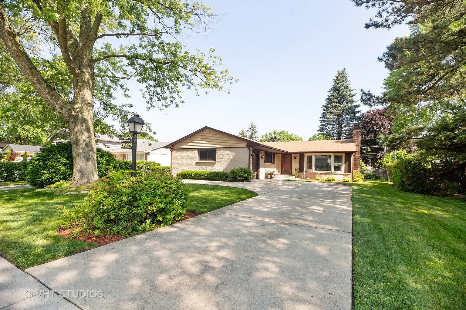 1766 E Euclid Ave photo 1