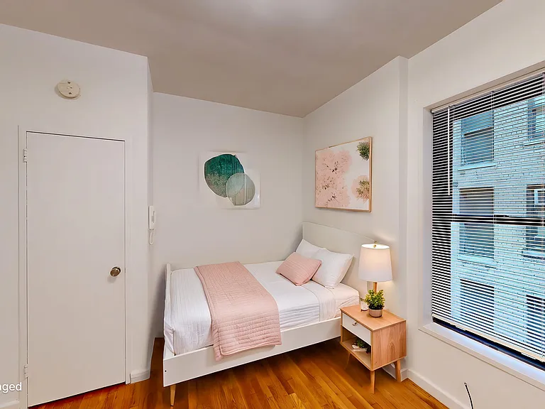 339 E 57th St #2D — Photo 2