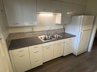 829 1/2 E Kiowa St, Colorado Springs, CO 80903