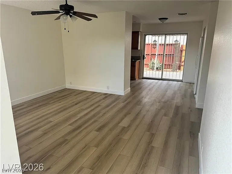 119 E Van Wagenen St — Photo 5
