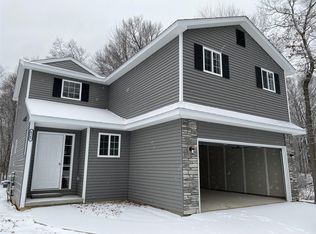 5377 Rural Terrace Ct, Clarkston, MI 48329