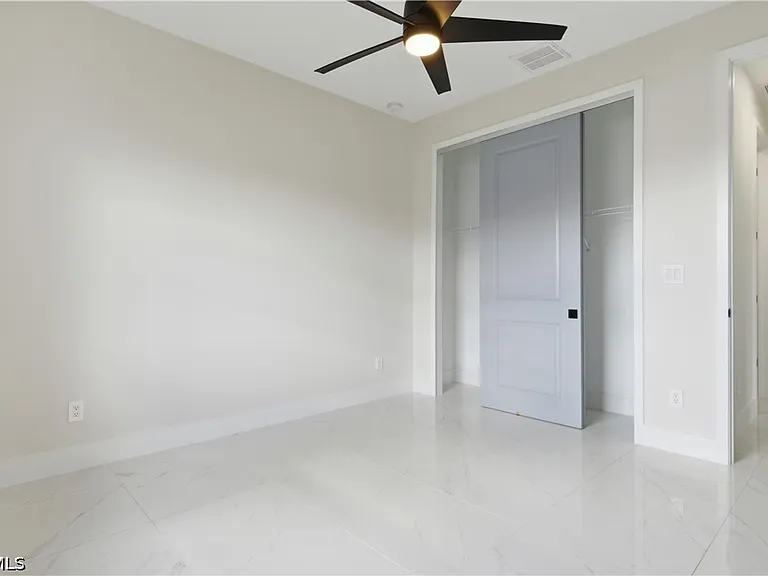 1442 NE 33rd Ln — Photo 16