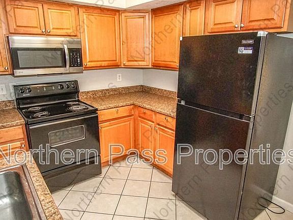 4th image of 244 Mardi Gras Dr
