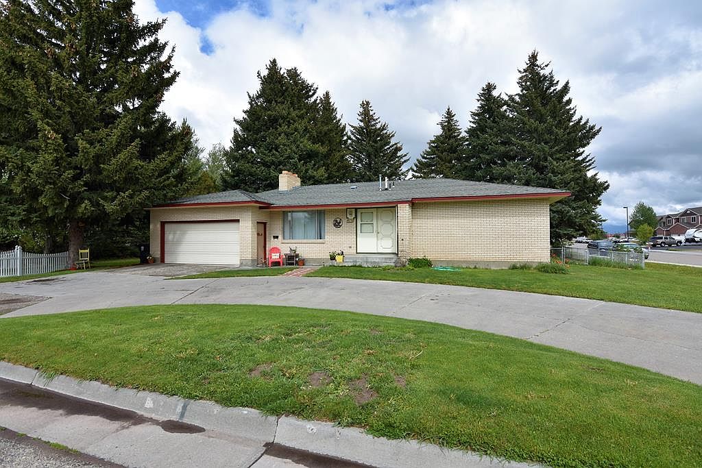 349 S 3rd W, Rigby, ID 83442 | Zillow