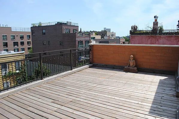 Rented by Michal Kuras, LREB | media 24