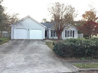 1626 Summit Glen Cir, Loganville, GA