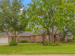 2032 Ravenstone Loop, College Station, TX 77845