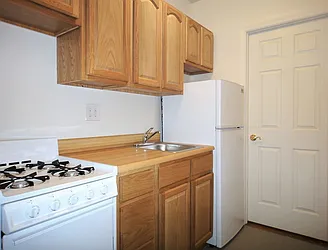 Rented by Balass Ralph, LREB