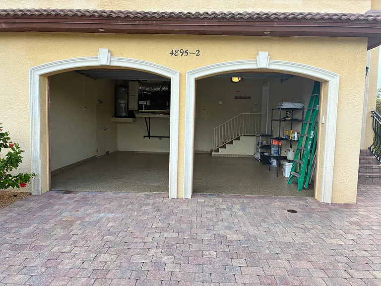 4895 Esplanade St — Photo 36