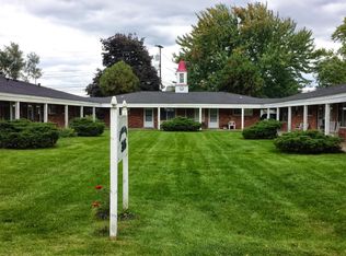 3065 S Commerce Rd #964449435, Walled Lake, MI 48390