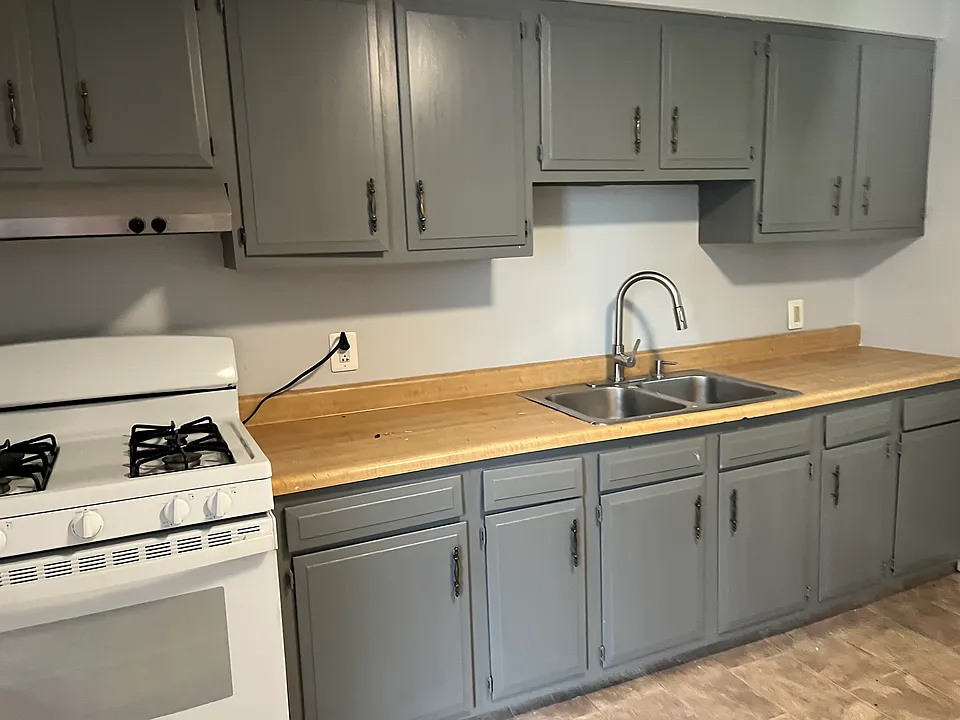 125 North Ave #6