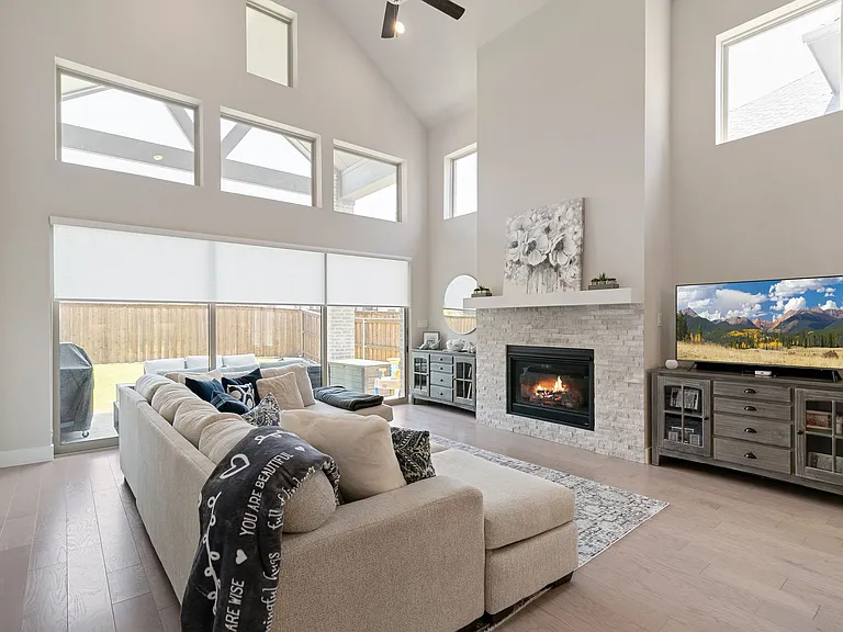 3471 Rustic Oak Dr — Photo 3
