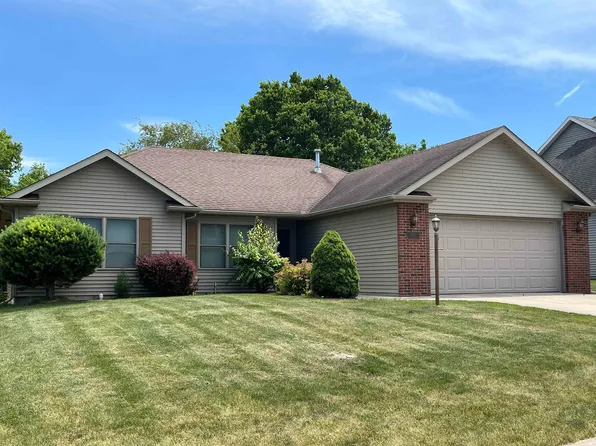 806 N Carlyle St, Columbia City, IN 46725