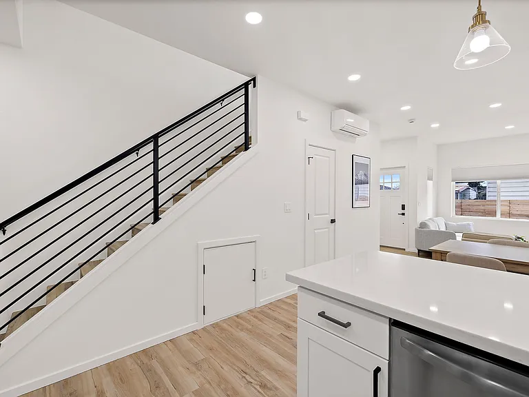 6204 46th Ave S #6204 — Photo 5