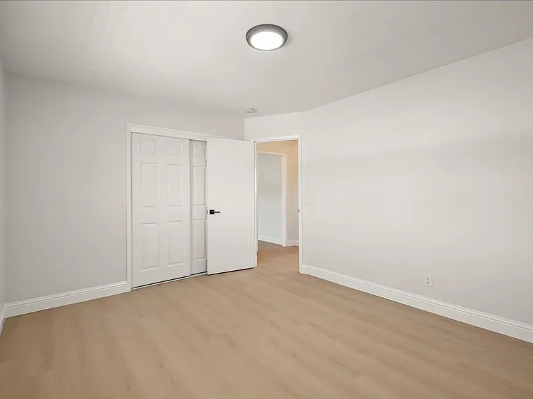 1339 Park Dr — Photo 10