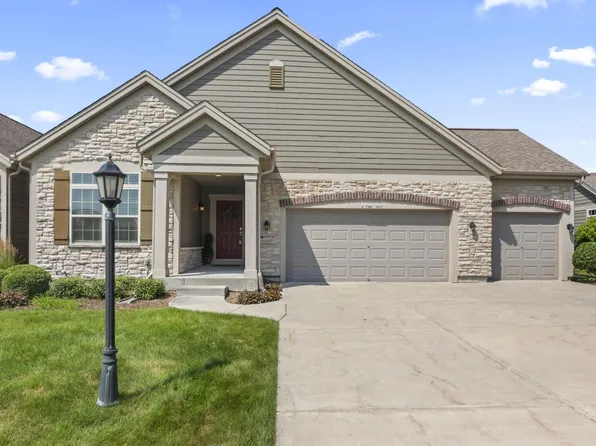 W179N11437 Blackstone CIRCLE, Germantown, WI 53022
