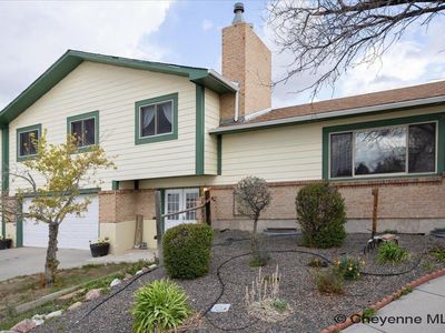 136 E David St, Cheyenne, WY, 82009
