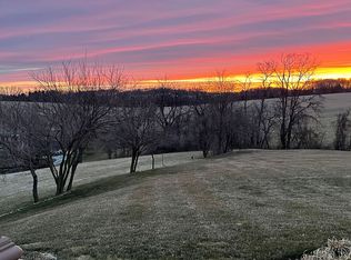 740 White Oak Rd, Windsor, PA 17366